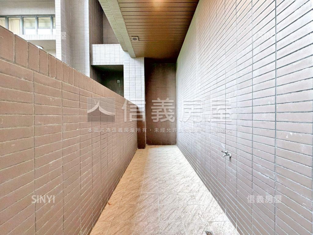 新潤。大道鎏域黃金店面房屋室內格局與周邊環境