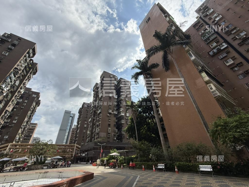 高樓遠景成功國宅房屋室內格局與周邊環境