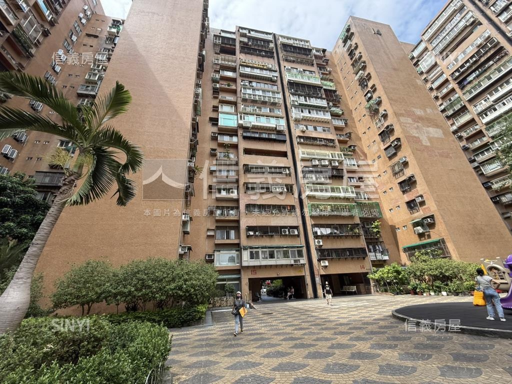 高樓遠景成功國宅房屋室內格局與周邊環境