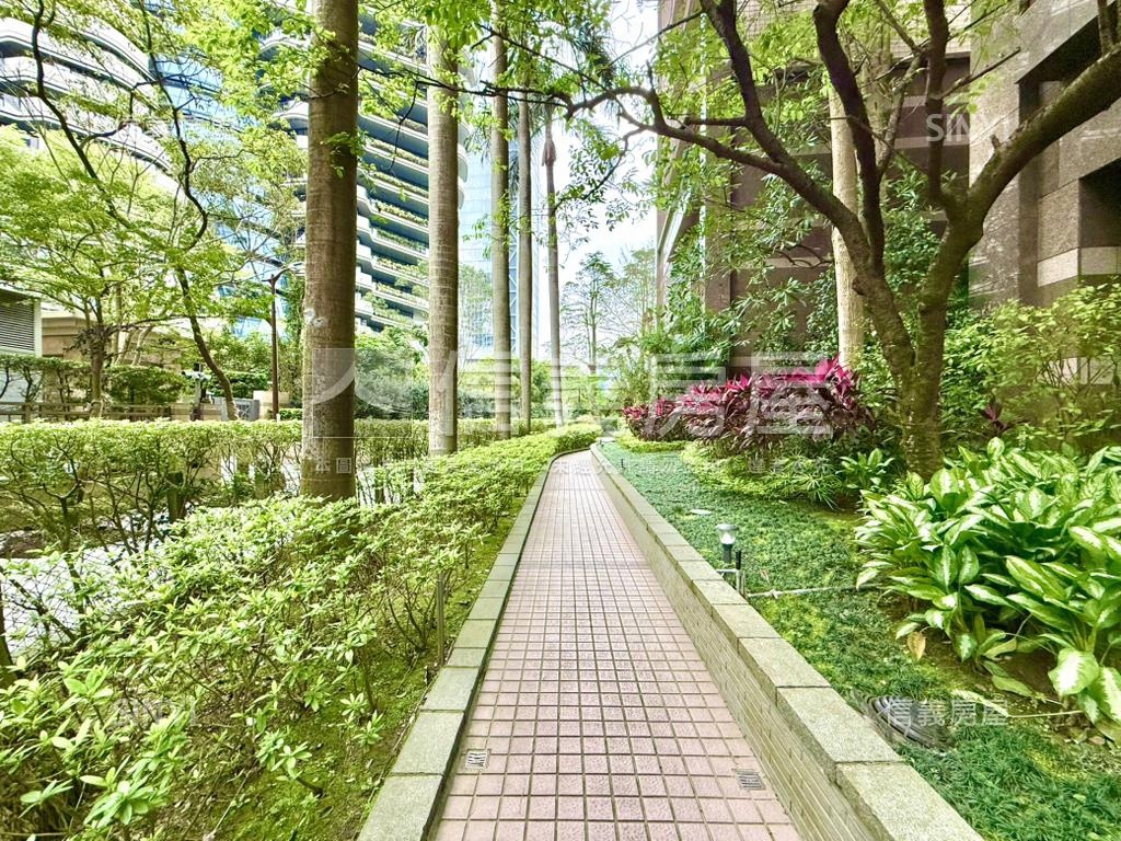 【新接】維也納挑高美一樓房屋室內格局與周邊環境