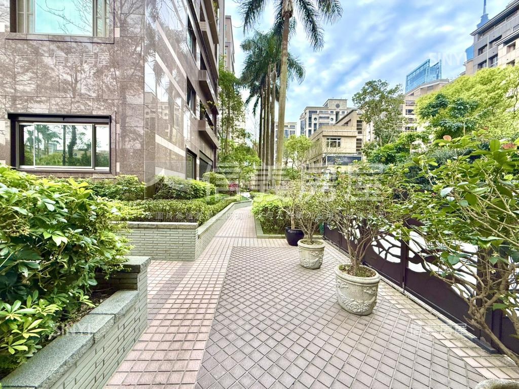 【新接】維也納挑高美一樓房屋室內格局與周邊環境