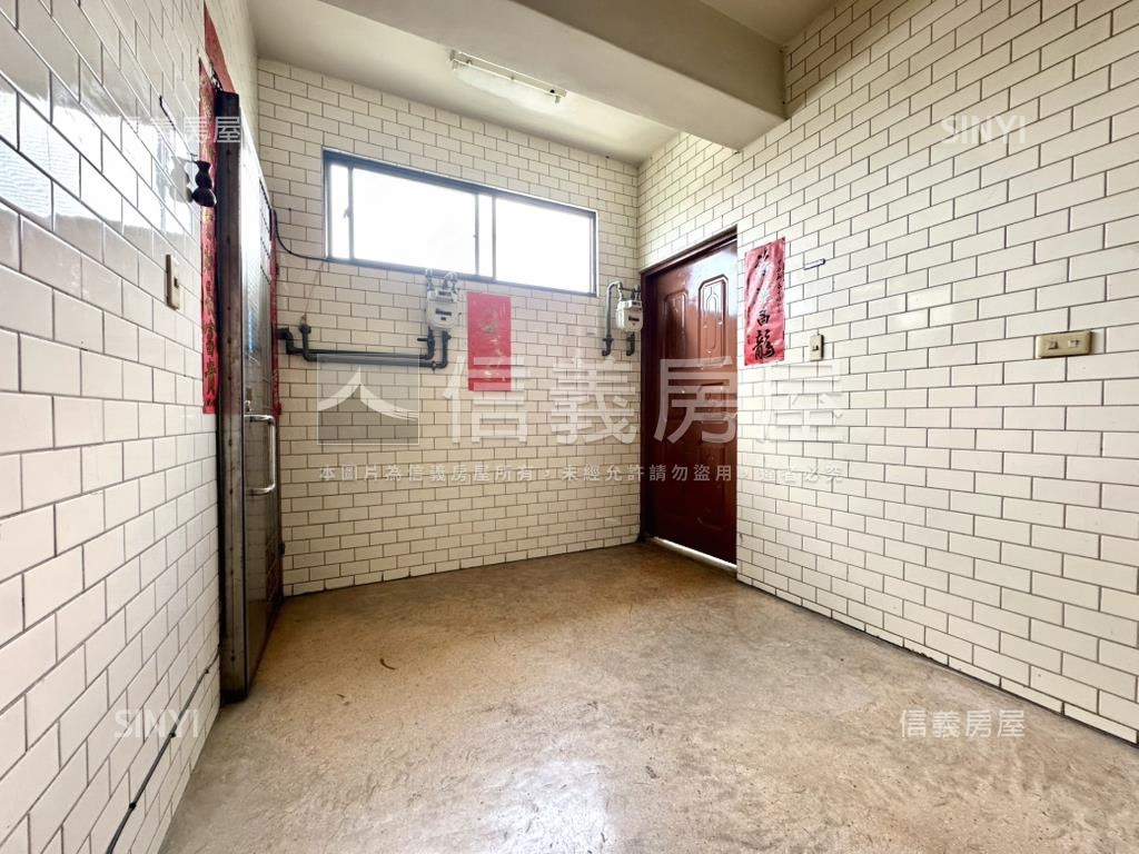 近忠孝夜市第三市場美寓房屋室內格局與周邊環境