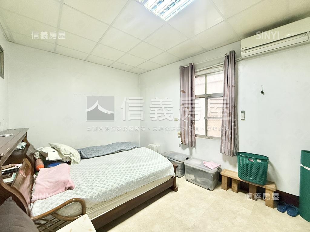 小港機場捷運邊間傳世金店房屋室內格局與周邊環境