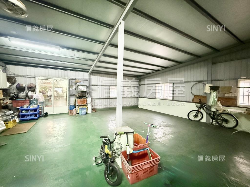 小港機場捷運邊間傳世金店房屋室內格局與周邊環境