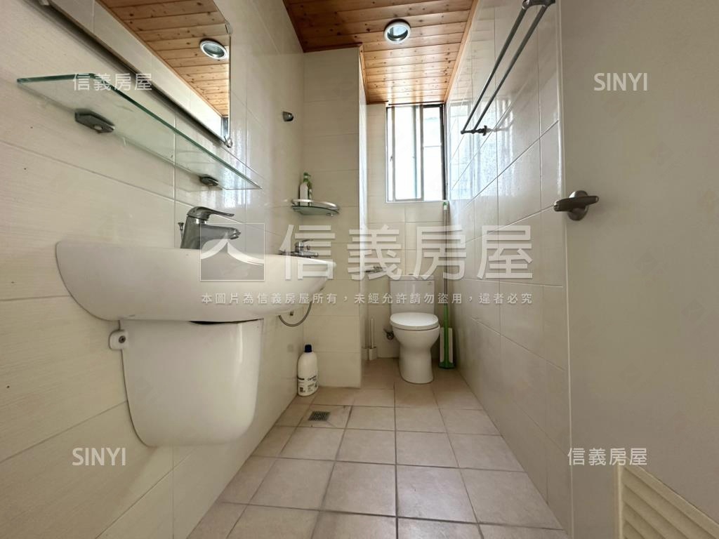 成大小東頂加大使用空間房屋室內格局與周邊環境