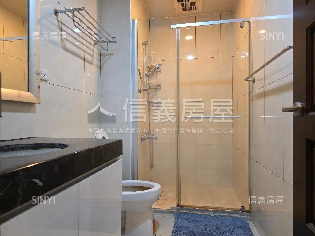 三輝首馥珍藏豪邸房屋室內格局與周邊環境