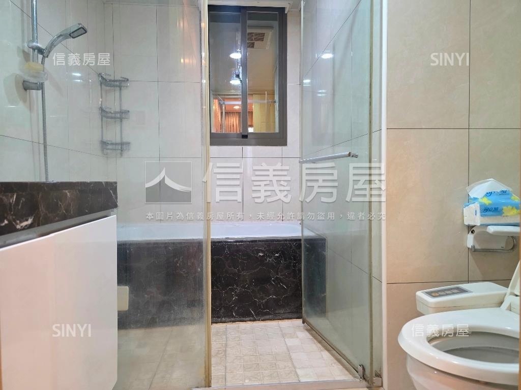 三輝首馥珍藏豪邸房屋室內格局與周邊環境