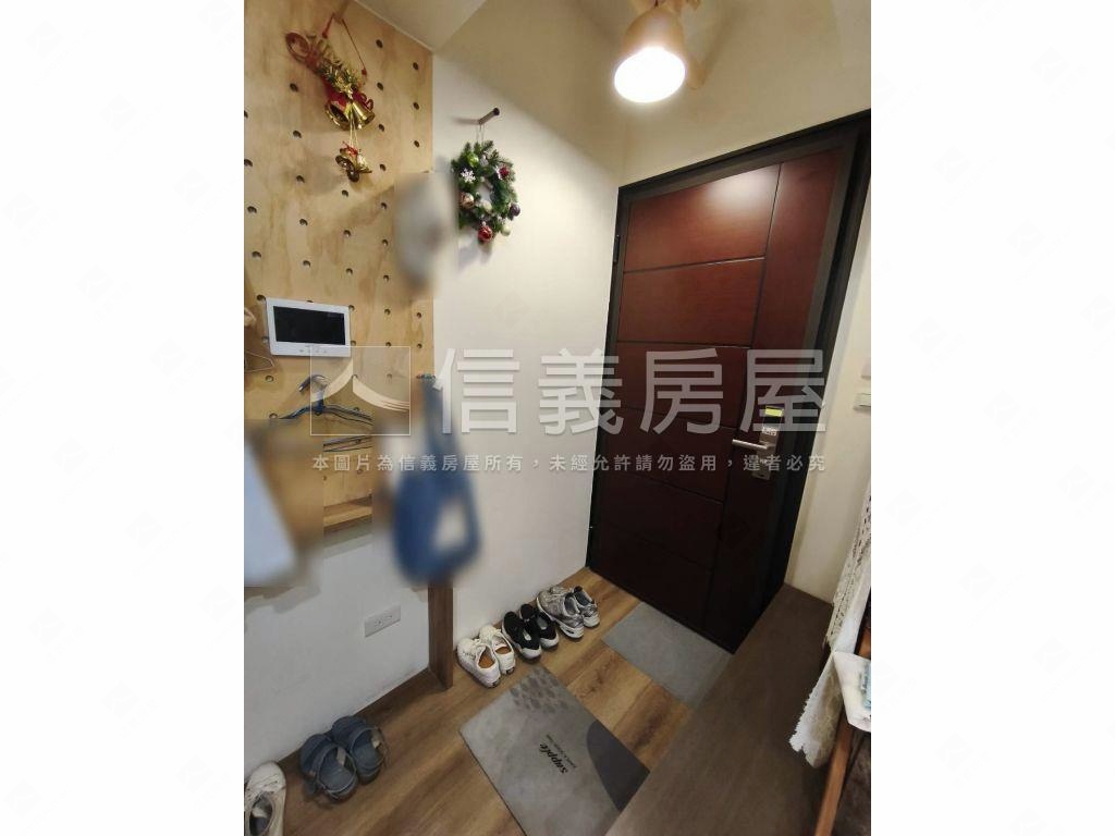 青埔站前次頂樓兩房雙衛浴房屋室內格局與周邊環境
