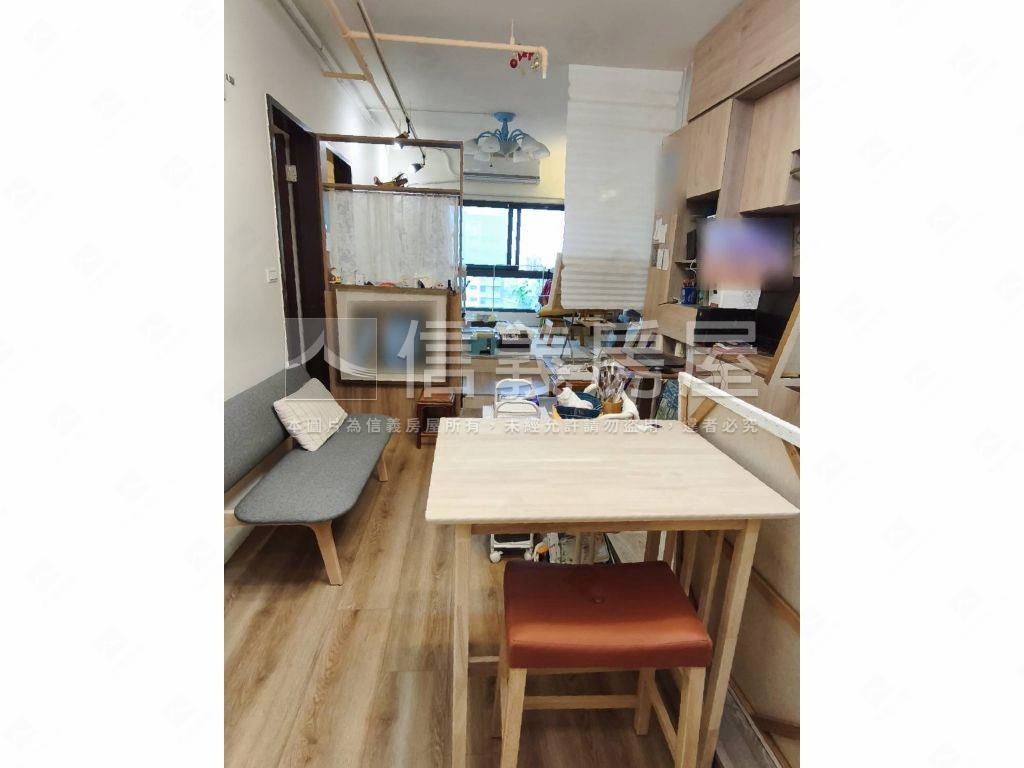青埔站前次頂樓兩房雙衛浴房屋室內格局與周邊環境