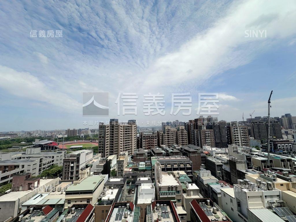 成功大道外棟採光大三房房屋室內格局與周邊環境