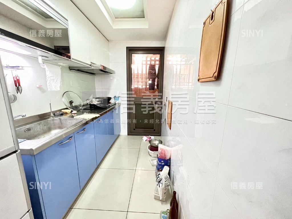 牛埔正核心溫馨三房雙車位房屋室內格局與周邊環境