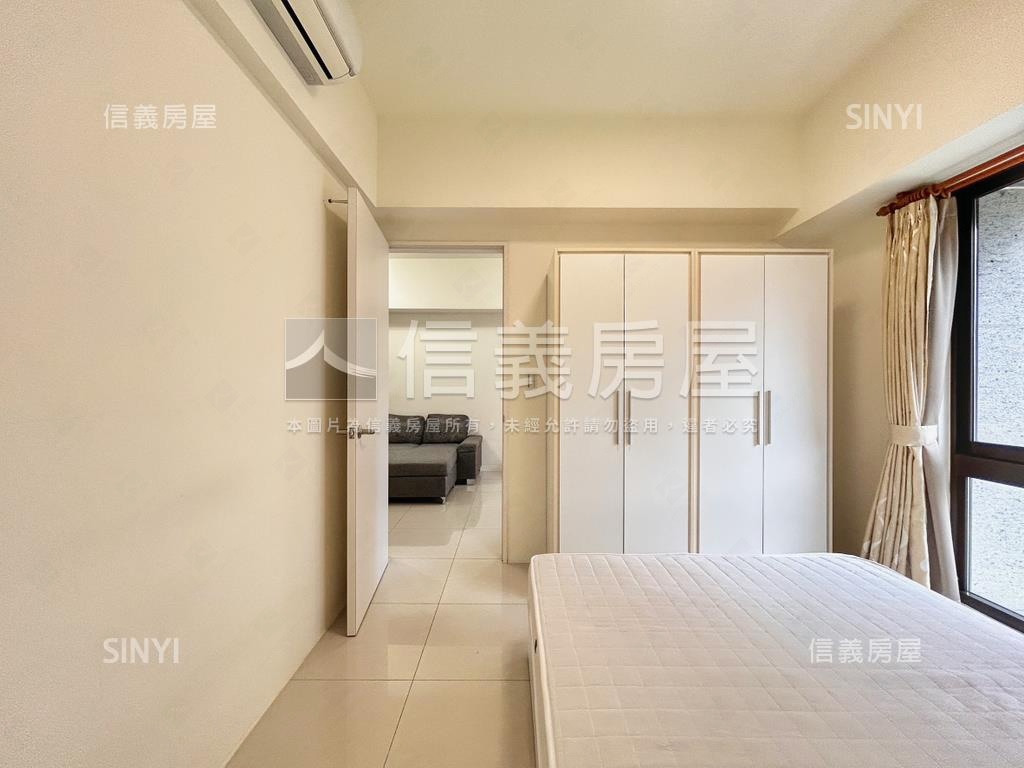 佳穎ＨＯＭＥＴＥＬ亮兩房房屋室內格局與周邊環境