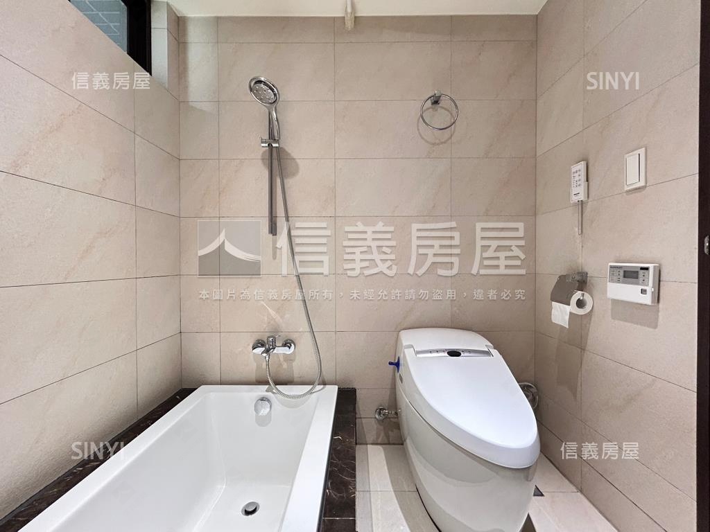 佳穎ＨＯＭＥＴＥＬ亮兩房房屋室內格局與周邊環境