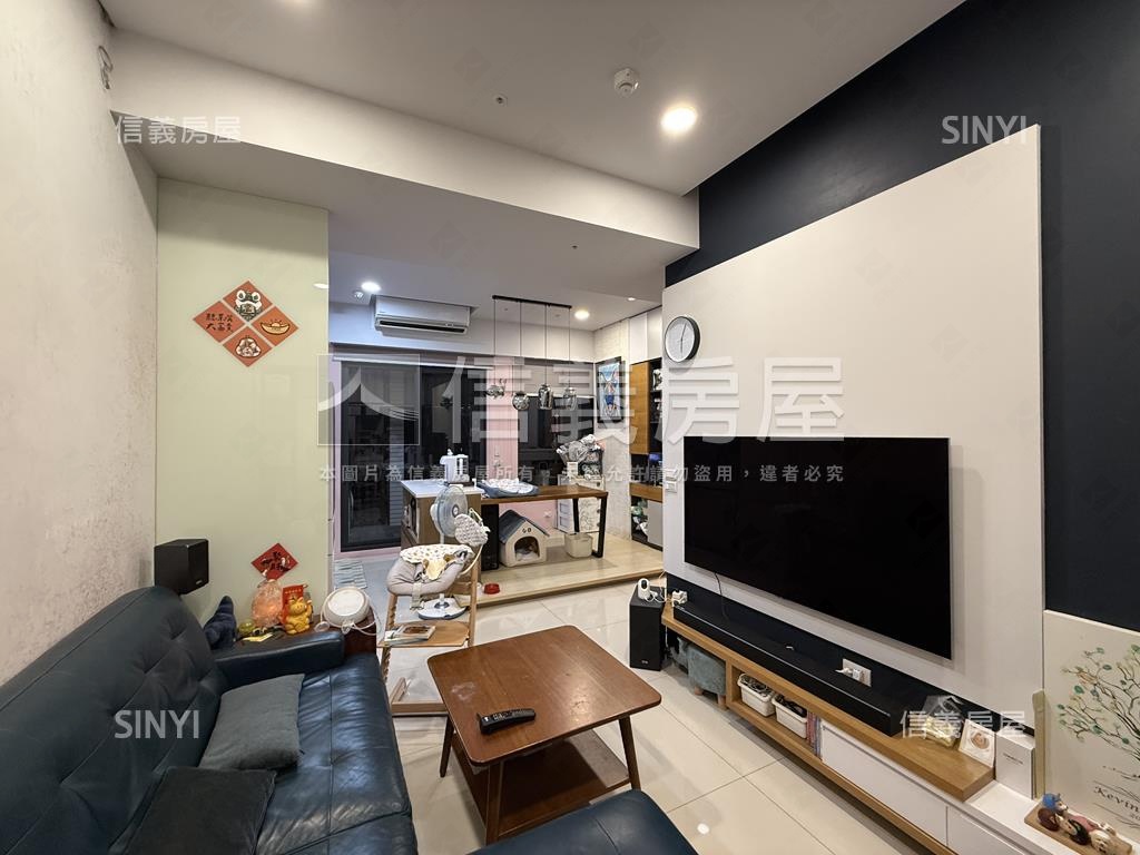 亞灣高樓景觀大２房平車房屋室內格局與周邊環境