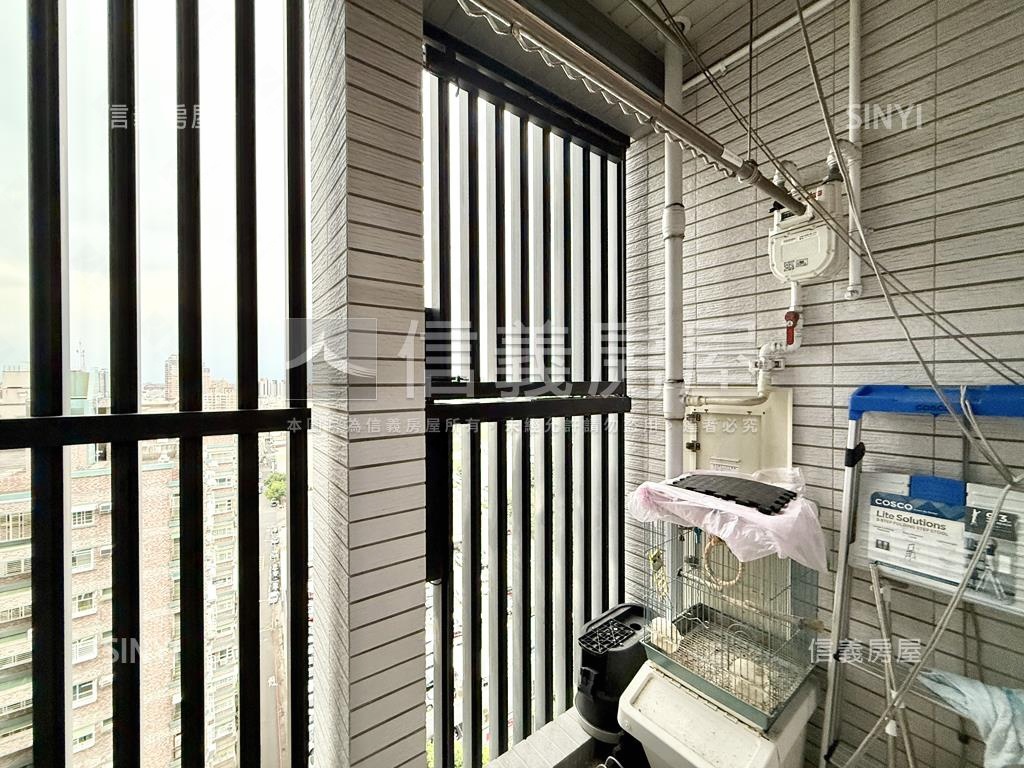 亞灣高樓景觀大２房平車房屋室內格局與周邊環境