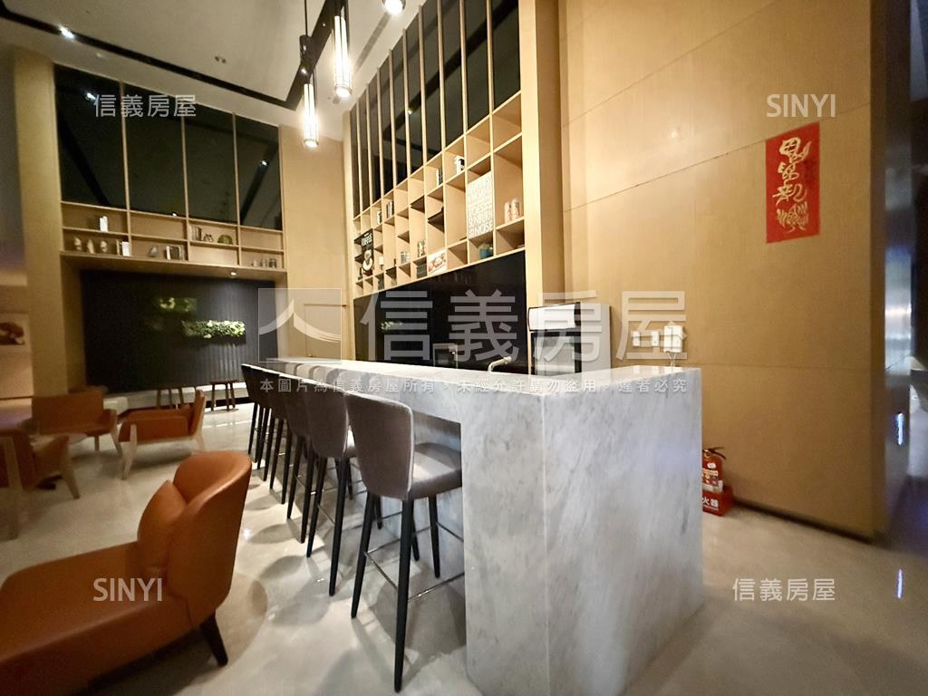 亞灣高樓景觀大２房平車房屋室內格局與周邊環境