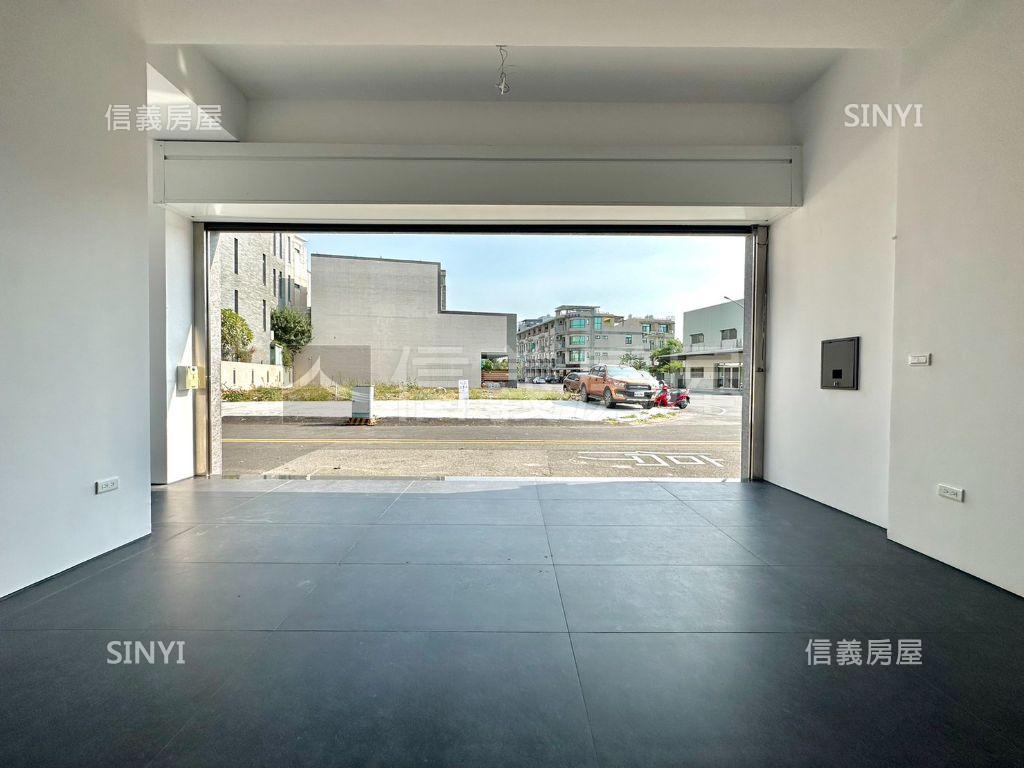 禾也３角窗電梯豪邸 信義全球資產