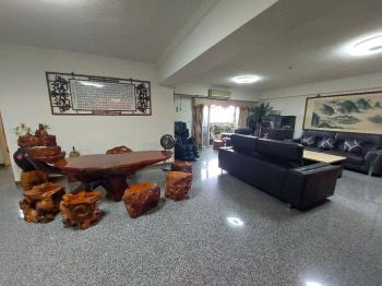 西區頂樓採光大四房兩車位