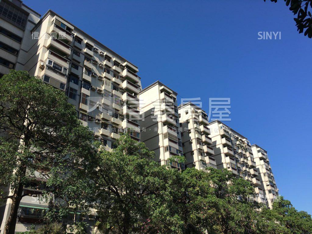 國安乙區住辦二合一房屋室內格局與周邊環境