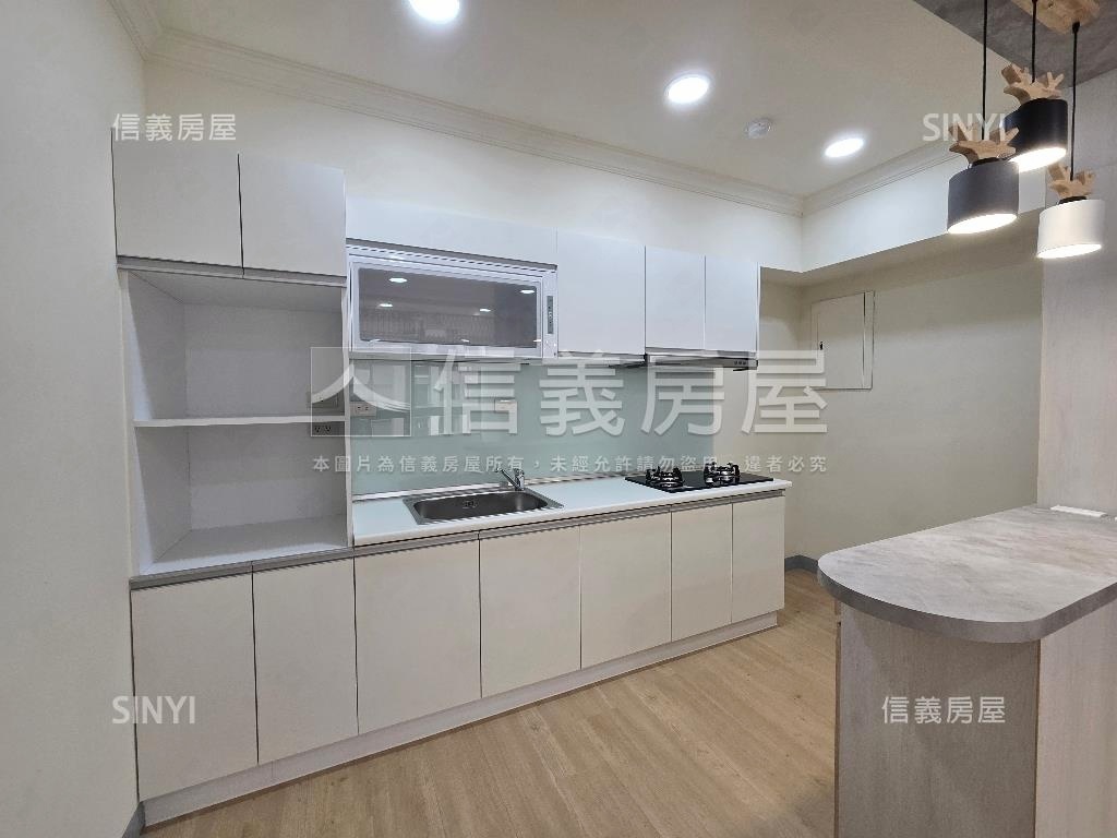 ⭐夯電梯兩房兩衛附車位房屋室內格局與周邊環境