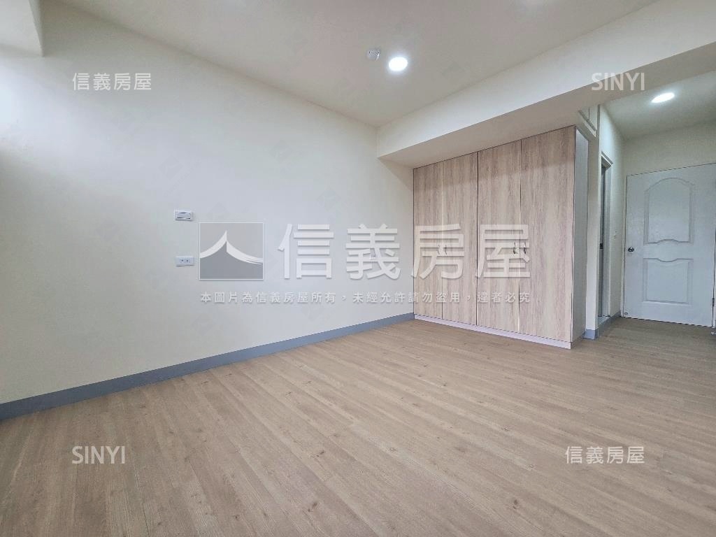 ⭐夯電梯兩房兩衛附車位房屋室內格局與周邊環境