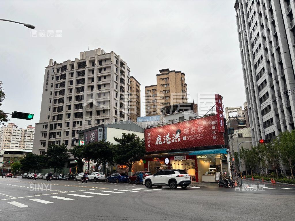 南區近中山醫三房＋雙車位房屋室內格局與周邊環境
