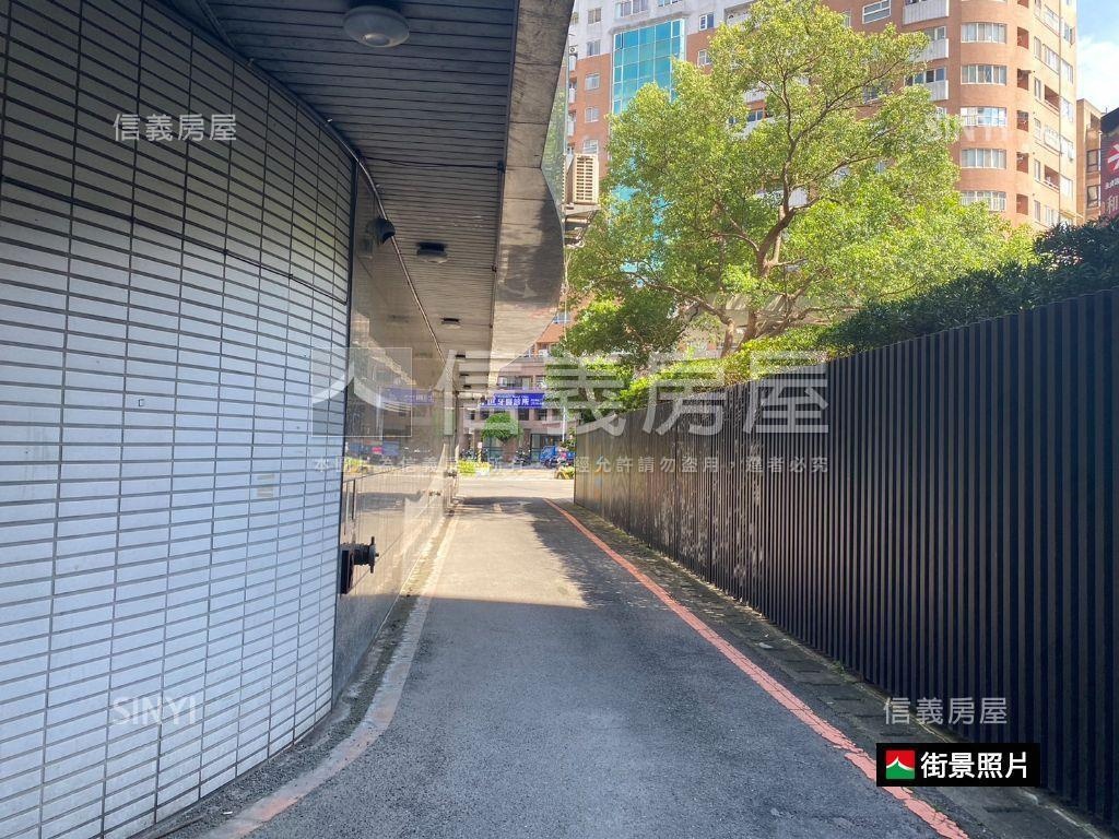 台大小品升降平面車位房屋室內格局與周邊環境