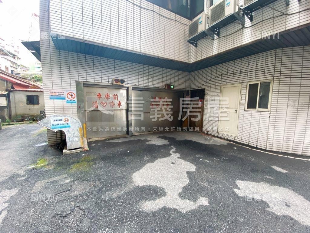 台大小品升降平面車位房屋室內格局與周邊環境