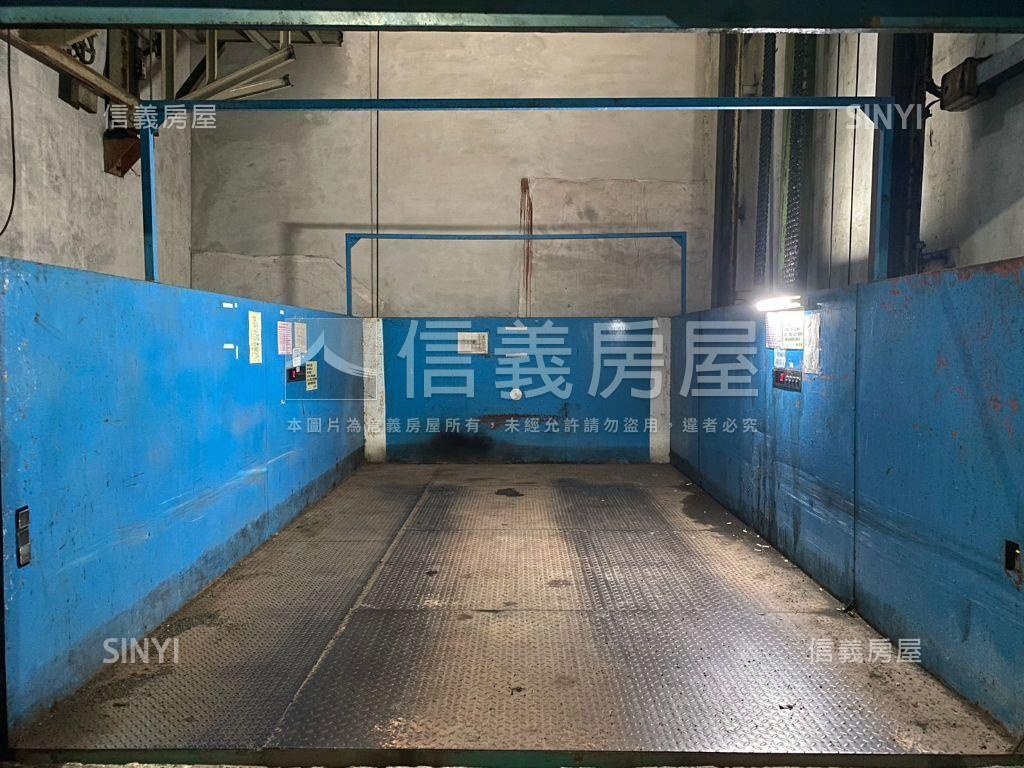 台大小品升降平面車位房屋室內格局與周邊環境