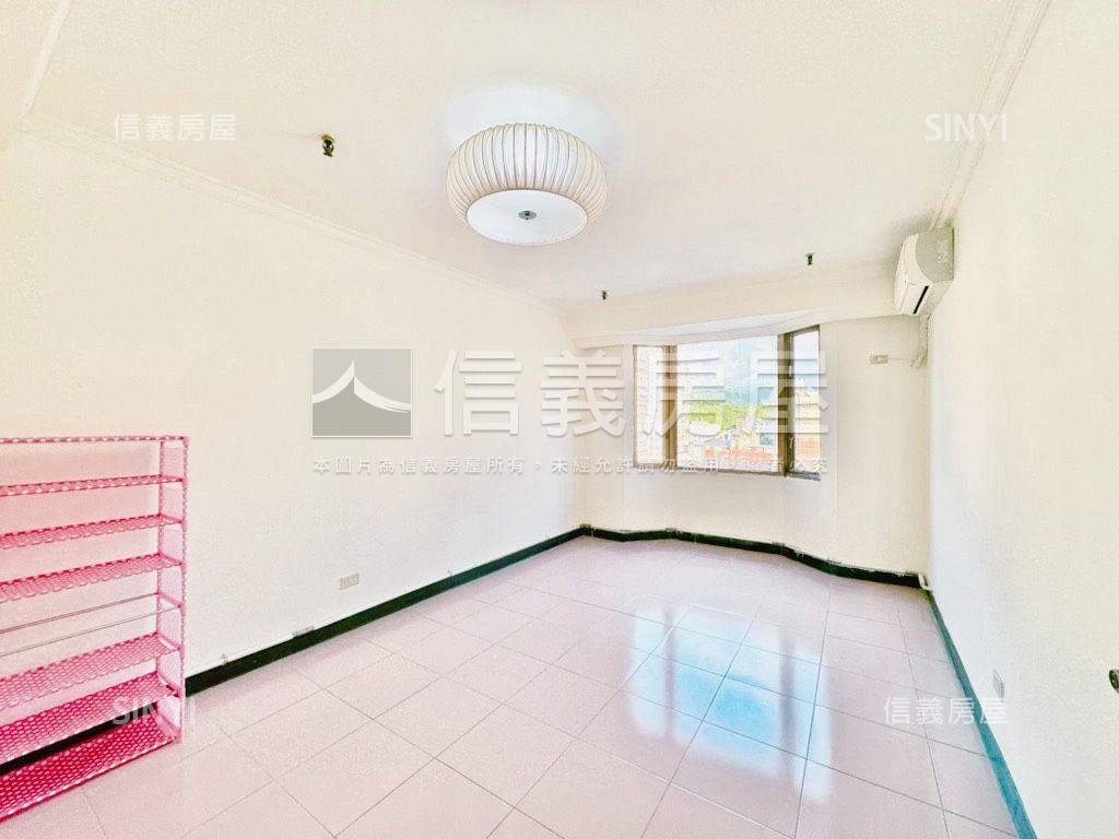 漢諾瓦郡稀有電梯頂加房屋室內格局與周邊環境