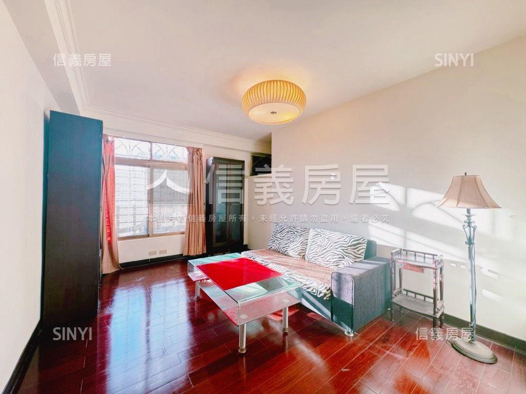 漢諾瓦郡稀有電梯頂加房屋室內格局與周邊環境