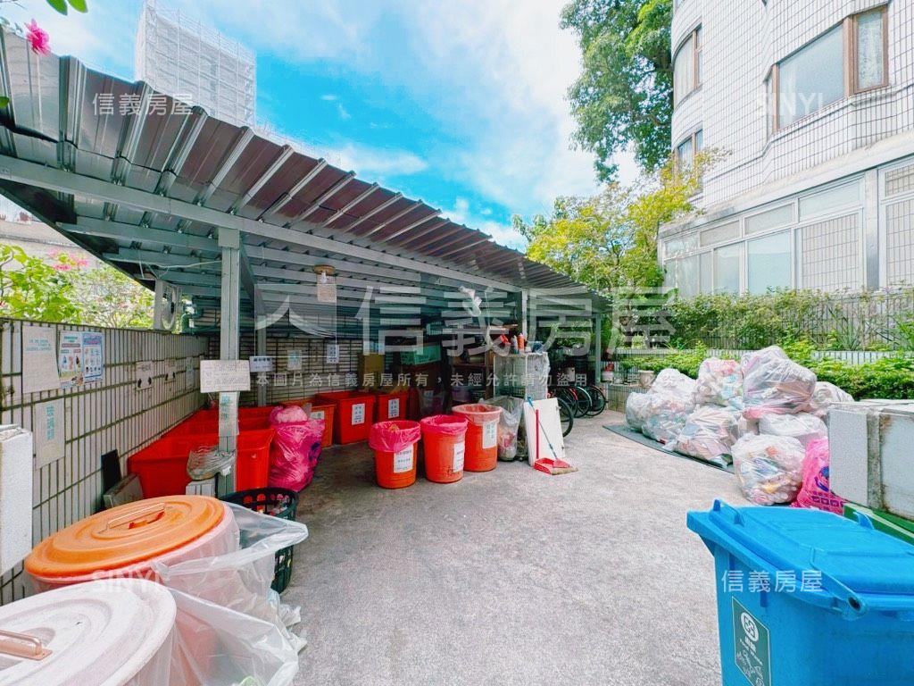 漢諾瓦郡稀有電梯頂加房屋室內格局與周邊環境