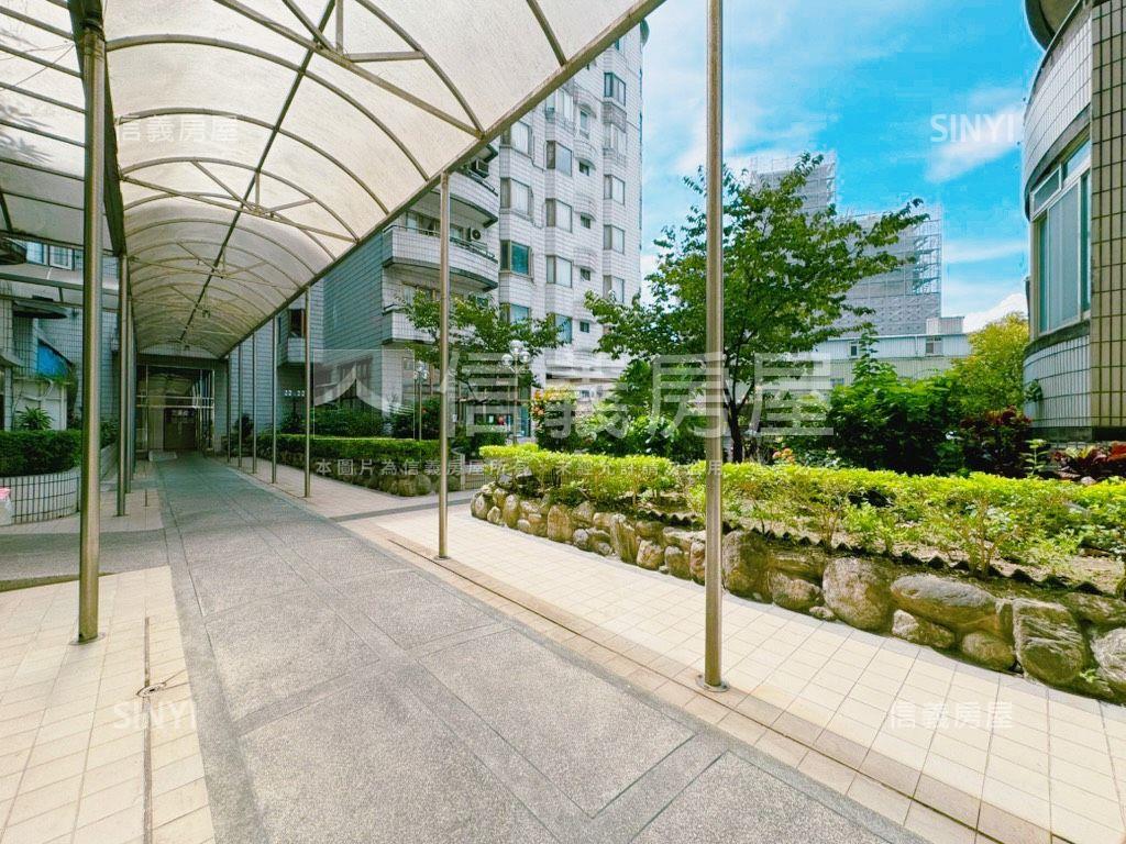 漢諾瓦郡稀有電梯頂加房屋室內格局與周邊環境