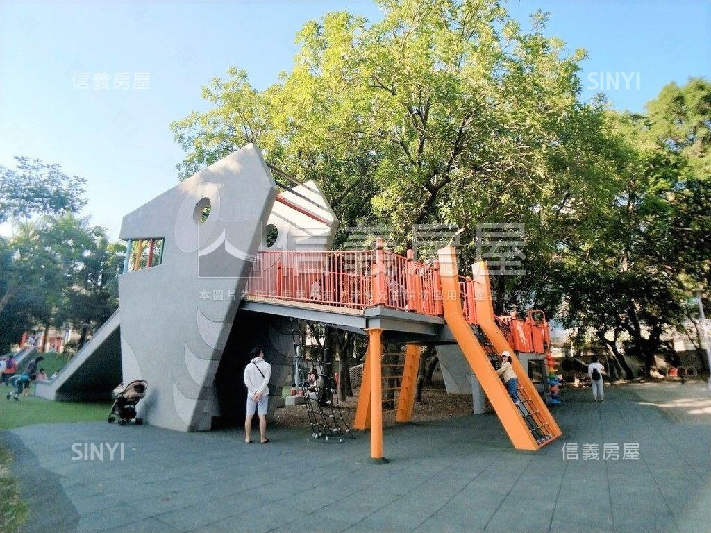 近板橋＆新埔捷運電梯兩房房屋室內格局與周邊環境