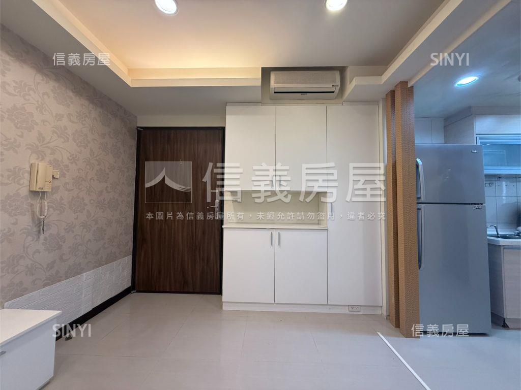 強案中山會館高樓層附車位房屋室內格局與周邊環境