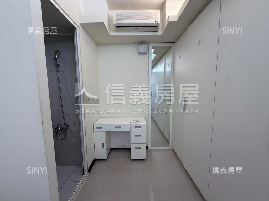 強案中山會館高樓層附車位房屋室內格局與周邊環境