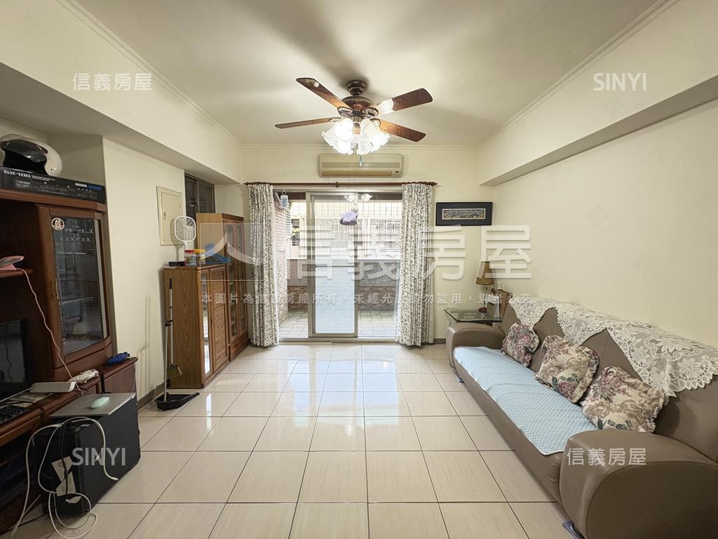 裕國綠大地三房平面車位房屋室內格局與周邊環境