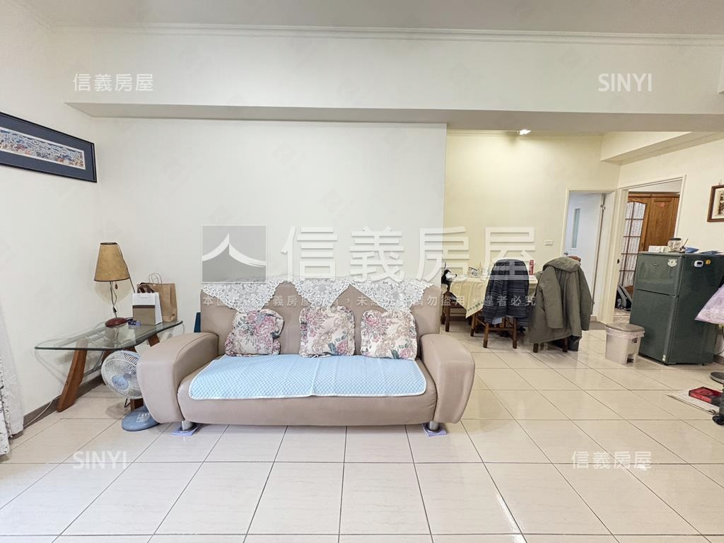 裕國綠大地三房平面車位房屋室內格局與周邊環境