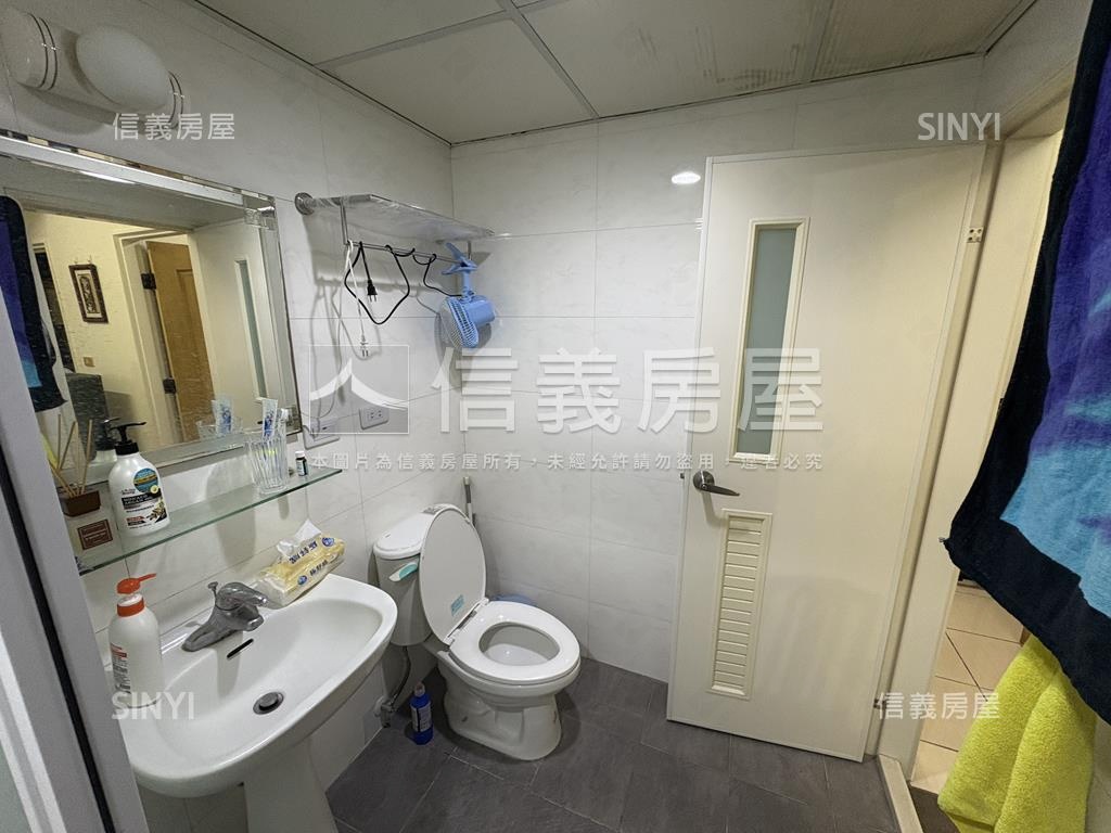 裕國綠大地三房平面車位房屋室內格局與周邊環境