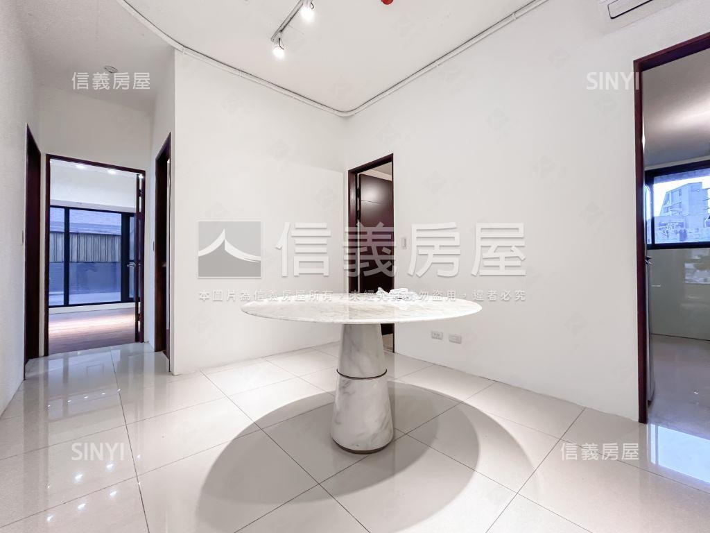 新案⭐信義之丘山景露臺戶房屋室內格局與周邊環境