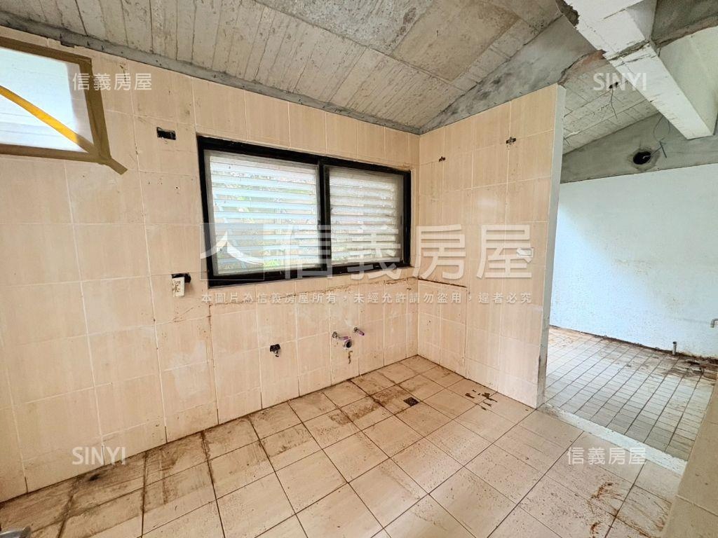 華城特區＊花園景觀別墅＊房屋室內格局與周邊環境