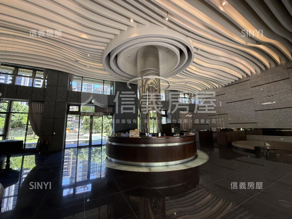宜雄國瑭高樓邊間三房車位房屋室內格局與周邊環境