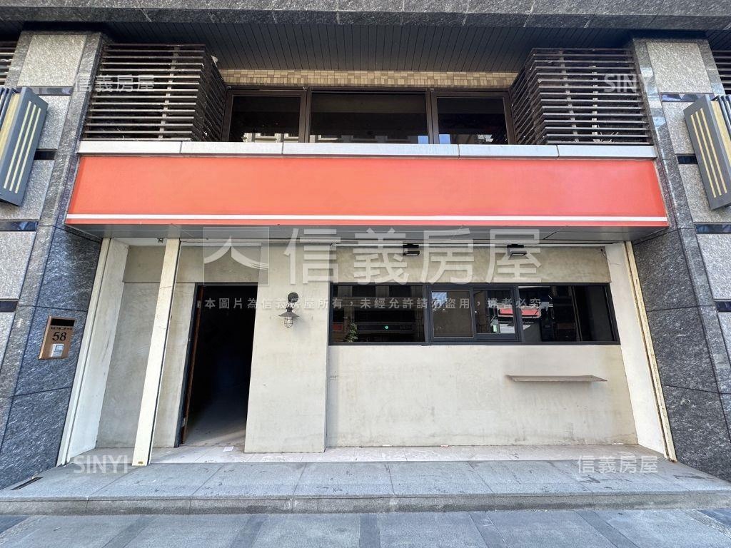 極致上品苑面馬路寬店面房屋室內格局與周邊環境