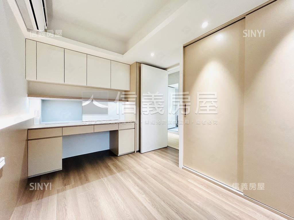 雙敦三房帶坡平雙車位房屋室內格局與周邊環境