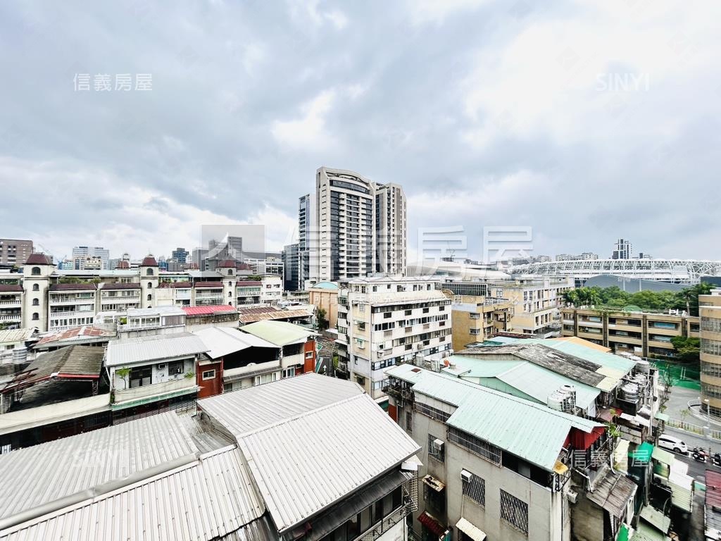雙敦三房帶坡平雙車位房屋室內格局與周邊環境