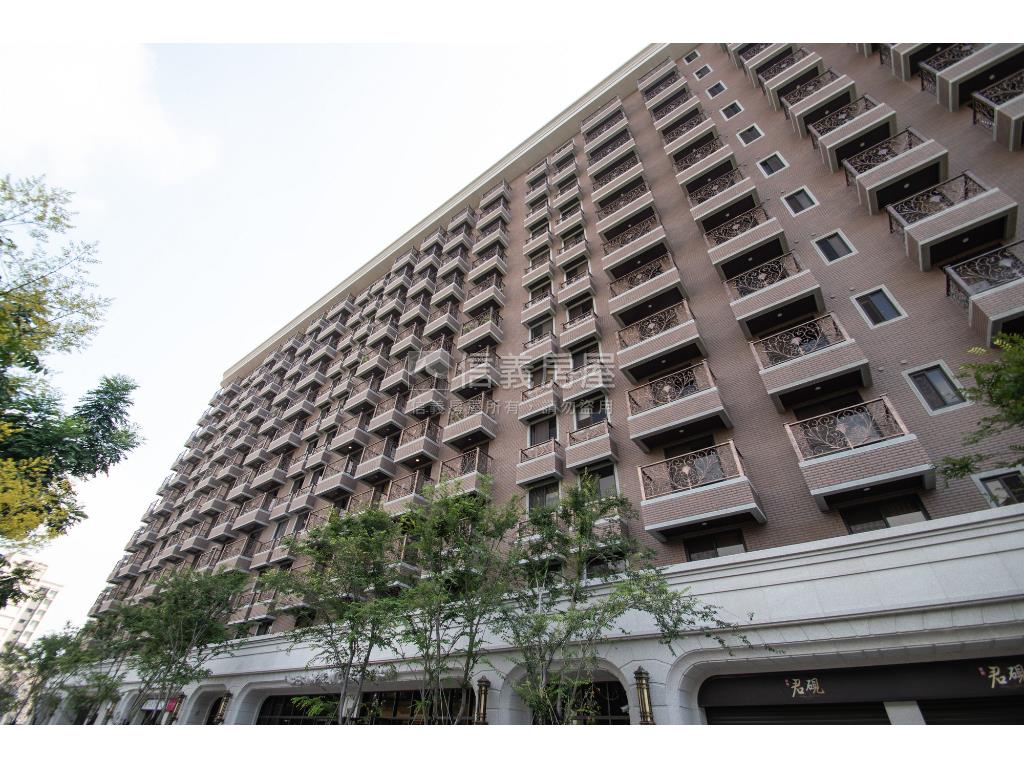 昭揚君硯美麗三房車位房屋室內格局與周邊環境
