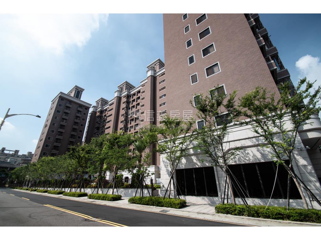 昭揚君硯美麗三房車位房屋室內格局與周邊環境