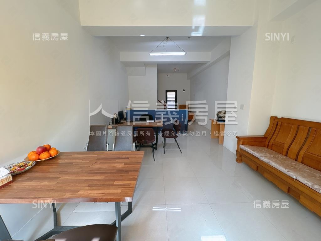 全新完工多戶可選臨路墅Ｄ房屋室內格局與周邊環境