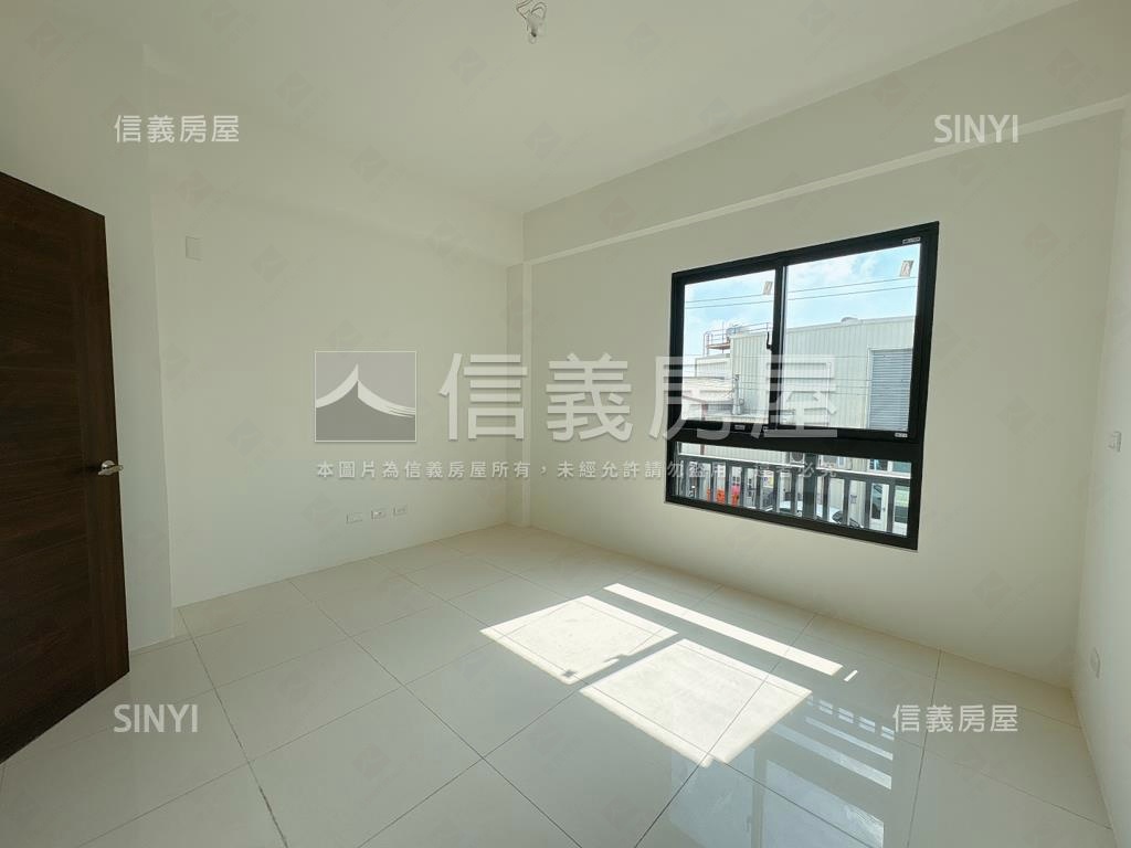全新完工多戶可選臨路墅Ｄ房屋室內格局與周邊環境