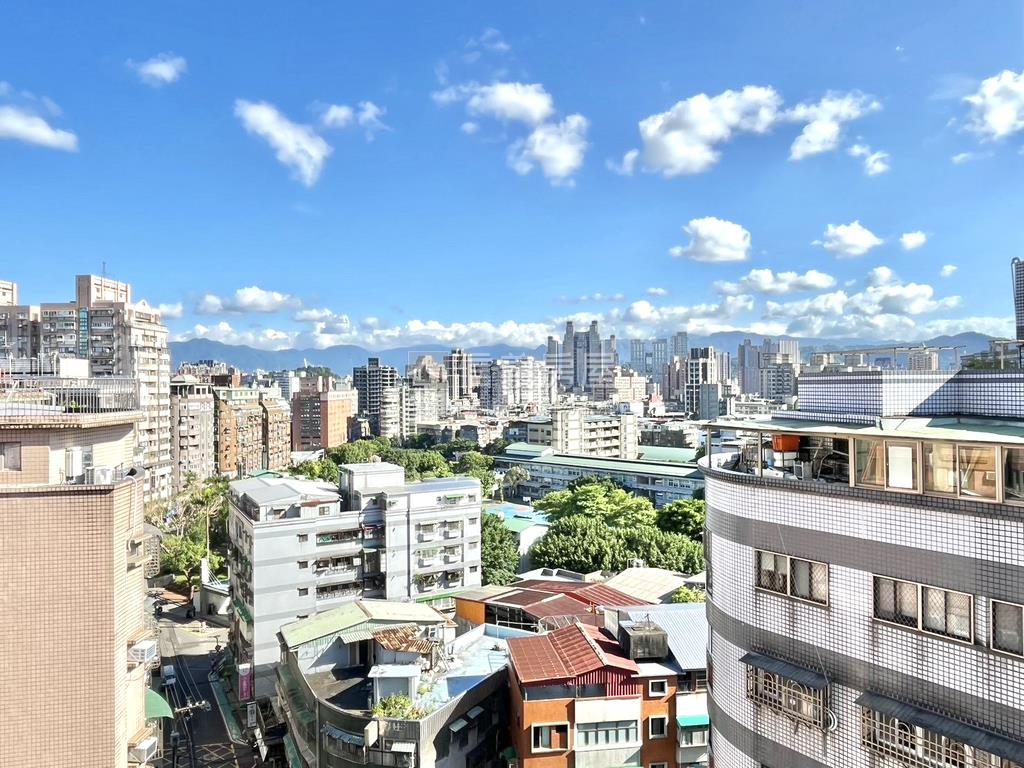 【新接】永和朗朗看１０１房屋室內格局與周邊環境